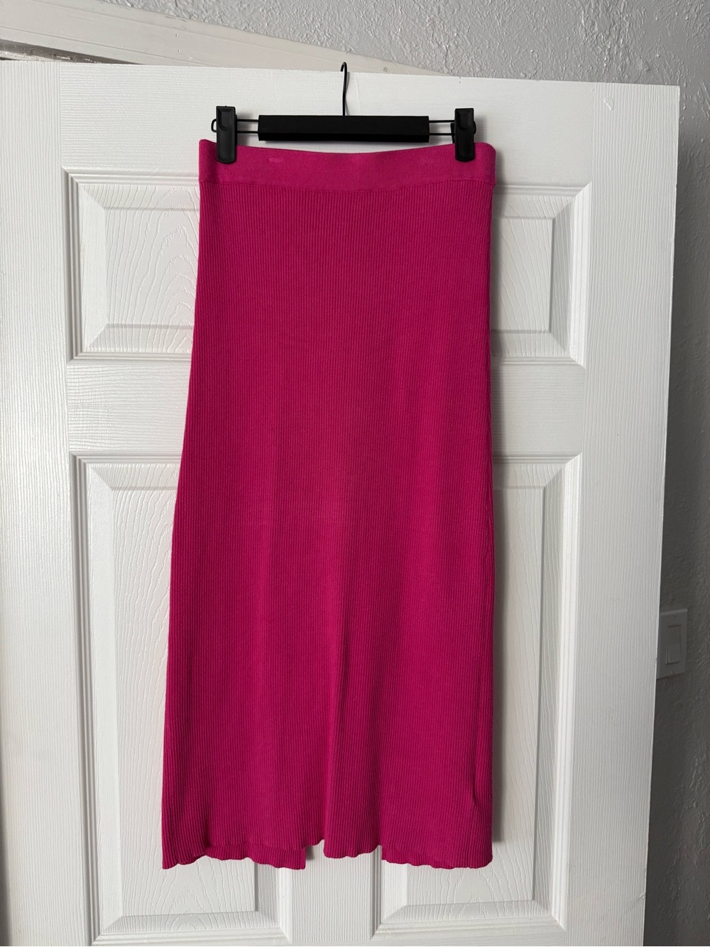 House of Harlow 1960 Bright Pink Knit Midi Skirt